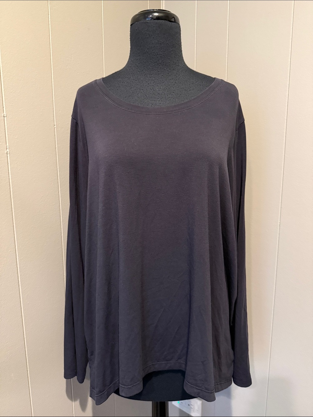 Athleta Women’s XL Long-Sleeve Scoop Neck Top - Charcoal